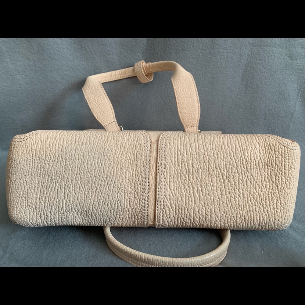 Handbag - Picture 8 of 8